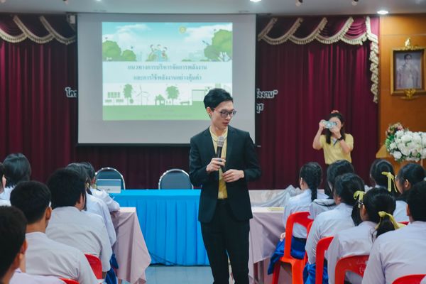 โรงเรียนปรีชานุศาสน์